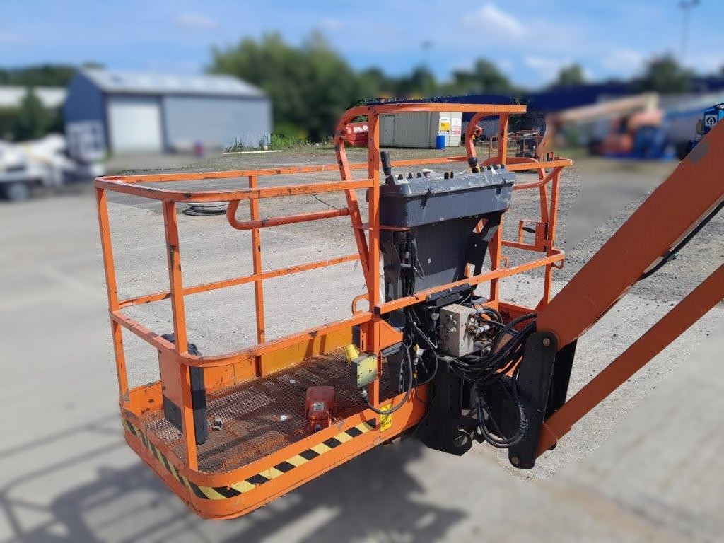 Sold - Articulated Boom Lift - View 2